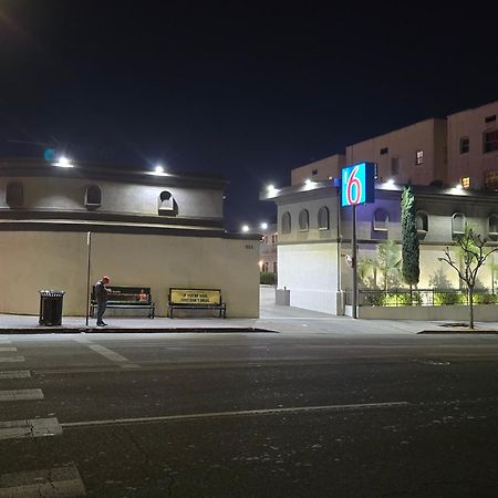 Motel 6 Los Angeles, Ca - Downtown Dış mekan fotoğraf
