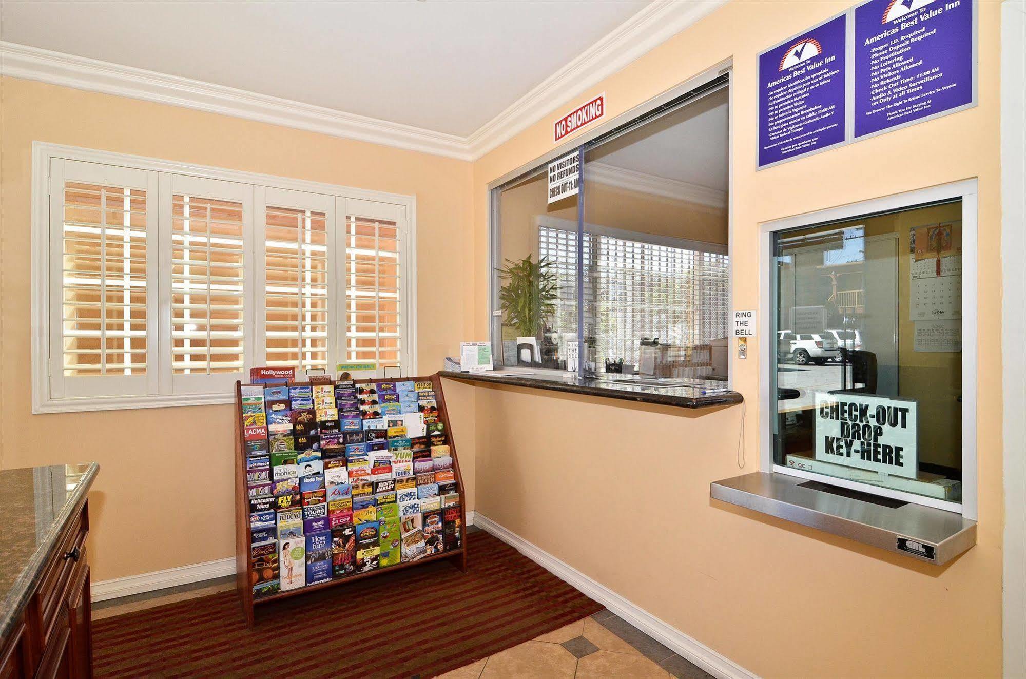 Motel 6 Los Angeles, Ca - Downtown İç mekan fotoğraf