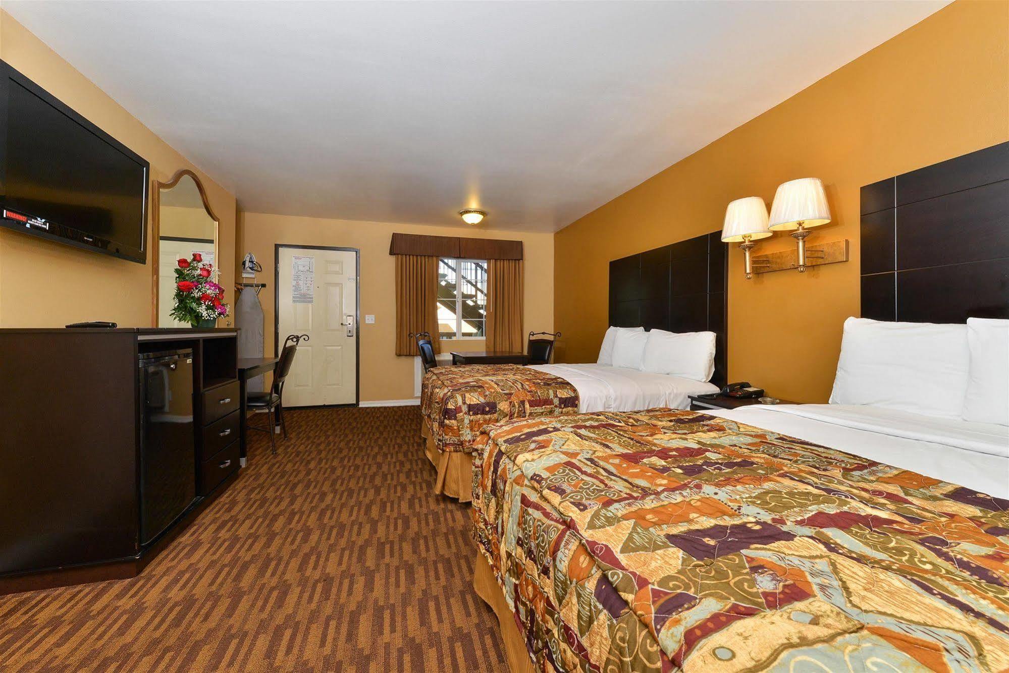 Motel 6 Los Angeles, Ca - Downtown Dış mekan fotoğraf